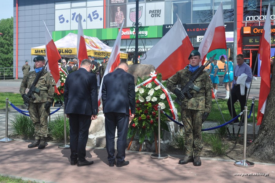 149 Patriotyczna manifestacja.jpg